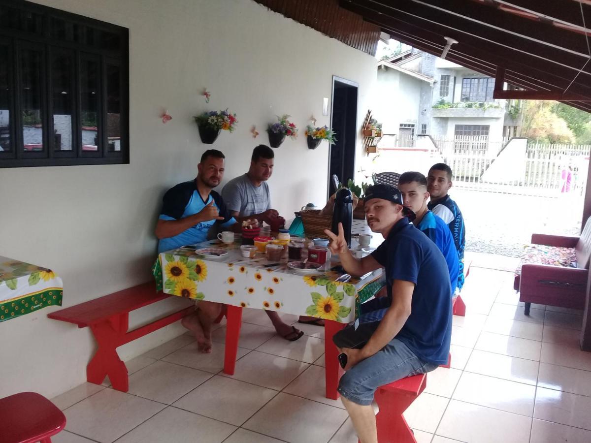 Hostel Cidade Das Flores 2 Joinville Eksteriør billede
